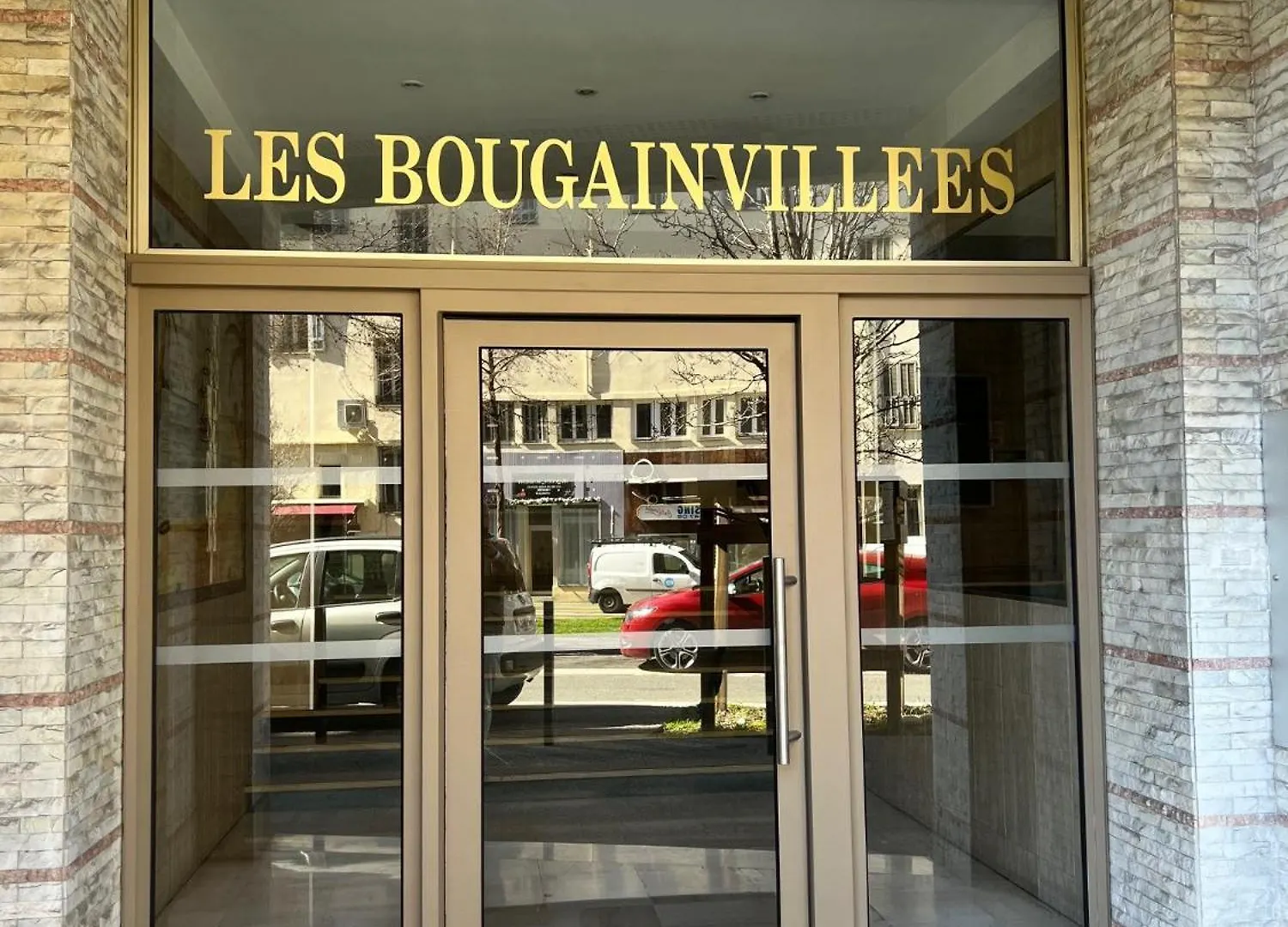 Appartement Aparthotel Riviera - Terrasse Des Bougainvillees - 100M Promenade Des Anglais Nice